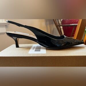 Steve Madden Chic Black Patent Leather Slingback Heels